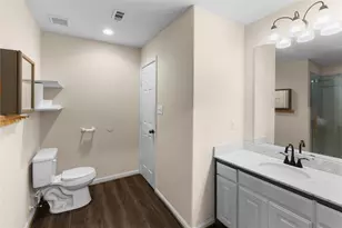 1121 Sam Houston Dr, Garland, TX 75042 - Photo 10