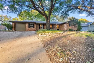 4112 Selkirk Dr W, Fort Worth, TX 76109 - Photo 1