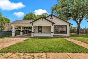 210 S 5th St, Gatesville, TX 76528 - Photo 2