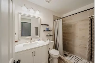 1306 E Lovers Lane, Arlington, TX 76010 - Photo 20
