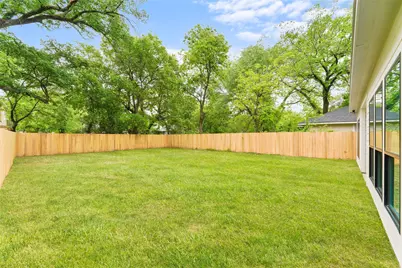 2312 Stoneman Street, Dallas, TX 75215 - Photo 22