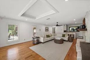 8111 Russell Curry Rd, Arlington, TX 76001 - Photo 22