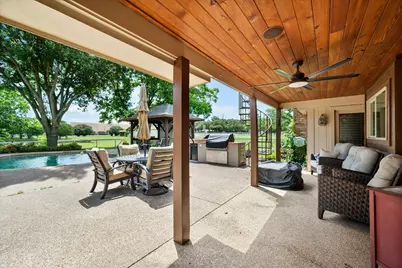8111 Russell Curry Road, Arlington, TX 76001 - Photo 34
