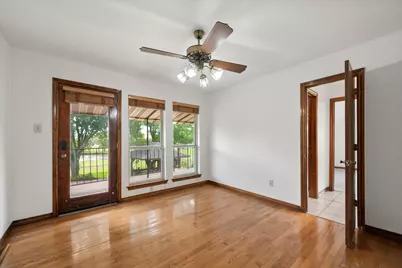 8111 Russell Curry Road, Arlington, TX 76001 - Photo 32