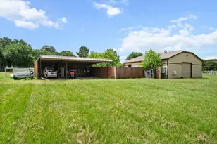 8111 Russell Curry Rd, Arlington, TX 76001 - Photo 6