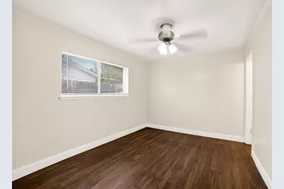 15131 Oakwood Lane, Balch Springs, TX 75180 - Photo 10