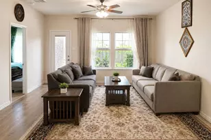 1518 Chestnut Cove Dr, Princeton, TX 75407 - Photo 2