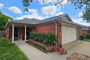 2417 Ensenada Ln, Fort Worth, TX 76108 - Photo 1