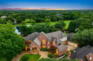 1313 Chatsworth Ct E, Colleyville, TX 76034 - Photo 2