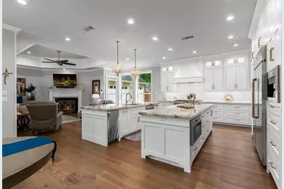 1313 Chatsworth Court E, Colleyville, TX 76034 - Photo 10