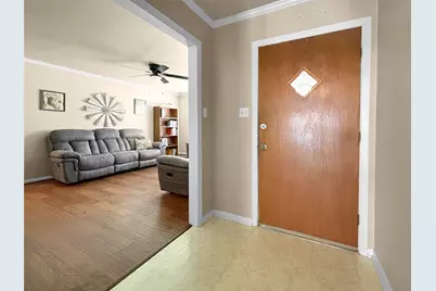 305 S Weatherford Street, Chico, TX 76431 - Photo 8