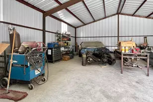 305 S Weatherford St, Chico, TX 76431 - Photo 20