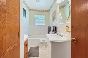 305 S Weatherford St, Chico, TX 76431 - Photo 14