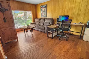 305 S Weatherford St, Chico, TX 76431 - Photo 6