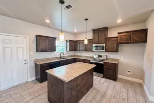 4709 Henry St, Greenville, TX 75401 - Photo 4