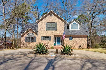 1109 Sherwood Street, Gladewater, TX 75647 - Photo 1