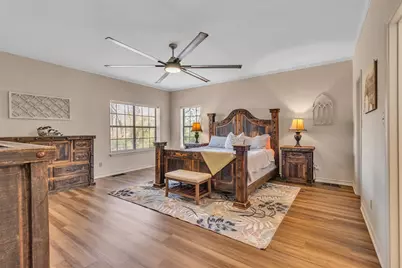 1109 Sherwood Street, Gladewater, TX 75647 - Photo 14