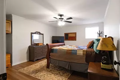 1109 Sherwood Street, Gladewater, TX 75647 - Photo 24