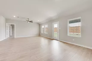 704 Summerberry Dr, McKinney, TX 75071 - Photo 8