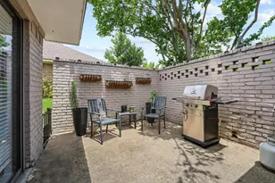 1925 Country Club Dr, Plano, TX 75074 - Photo 16
