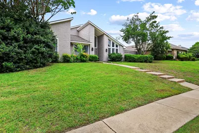 1925 Country Club Drive, Plano, TX 75074 - Photo 2