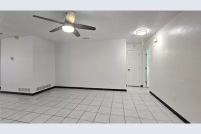 301 Sherry Street #A, Arlington, TX 76010 - Photo 6