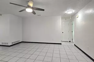 301 Sherry St, Arlington, TX 76010 - Photo 6