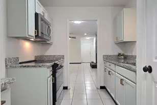 301 Sherry St, Arlington, TX 76010 - Photo 2