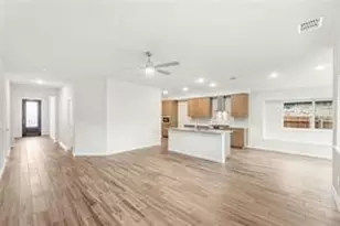 237 Rock Sparrow Ln, Alvarado, TX 76009 - Photo 4