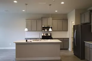 15529 Leaside Dr, Fort Worth, TX 76052 - Photo 6