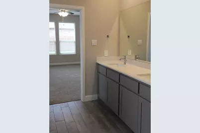 15529 Leaside Drive, Fort Worth, TX 76052 - Photo 10