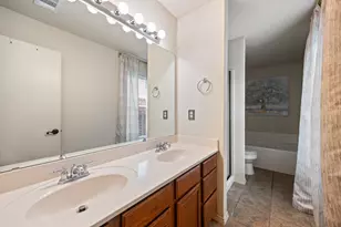 4848 Trail Hollow Dr, Fort Worth, TX 76244 - Photo 12