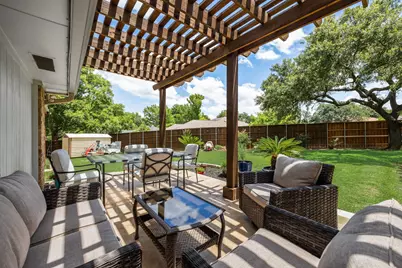 5615 Vinewood Drive, Garland, TX 75043 - Photo 24