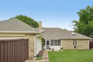 2330 Heatherwoods Way, Carrollton, TX 75007 - Photo 32