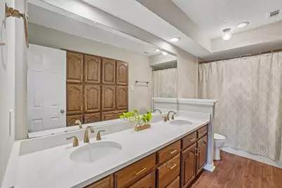 2330 Heatherwoods Way, Carrollton, TX 75007 - Photo 18