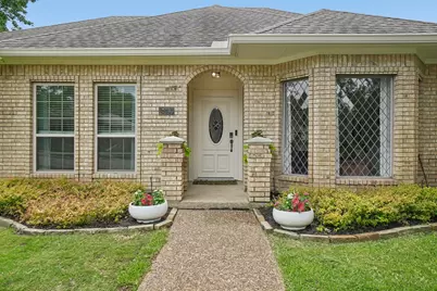 2330 Heatherwoods Way, Carrollton, TX 75007 - Photo 2