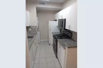 7025 Hemlock Avenue #209, Dallas, TX 75231 - Photo 4