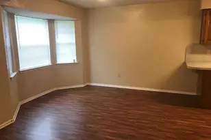 721 Lindenwood Dr, Lancaster, TX 75134 - Photo 4