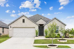 1424 Bellaire St, Celina, TX 75009 - Photo 2