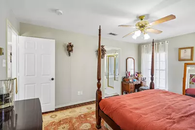 8722 Bayshore Lane, Rowlett, TX 75088 - Photo 20