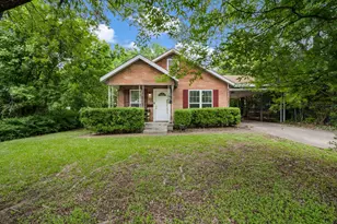 709 Dr Martin Luther King Jr Blvd, Waxahachie, TX 75165 - Photo 1