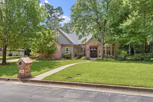 1915 Stonegate Blvd, Tyler, TX 75703 - Photo 1