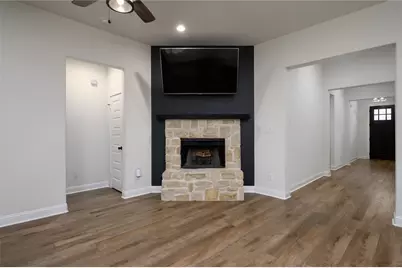 300 Bronco Drive, Pilot Point, TX 76258 - Photo 16