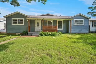 108 Reaves Ln, Hurst, TX 76053 - Photo 2
