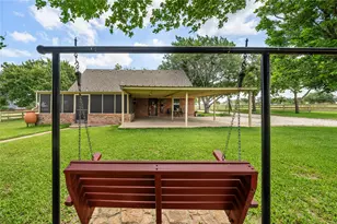 443 Rost Rd, McGregor, TX 76657 - Photo 36