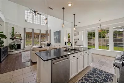 500 Castlewood Drive, McKinney, TX 75071 - Photo 2