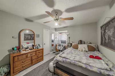 219 Shady Lane Drive, Fort Worth, TX 76112 - Photo 34