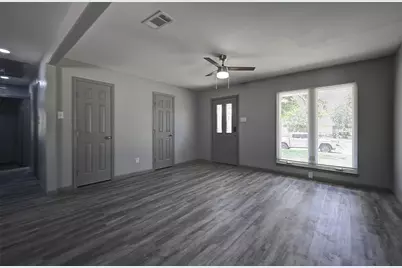 4913 Tahoe Drive, Fort Worth, TX 76119 - Photo 4