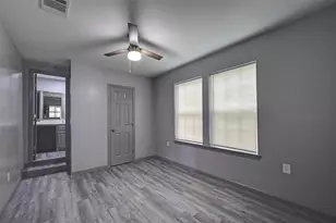 4913 Tahoe Dr, Fort Worth, TX 76119 - Photo 8