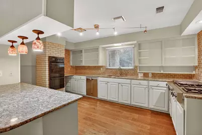 1608 Freeman Court, Arlington, TX 76013 - Photo 4